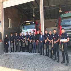 آیین تقدیر از پرسنل آتش نشانی شهرک صنعتی خیام توسط گروه صنعتی نفیس پارت